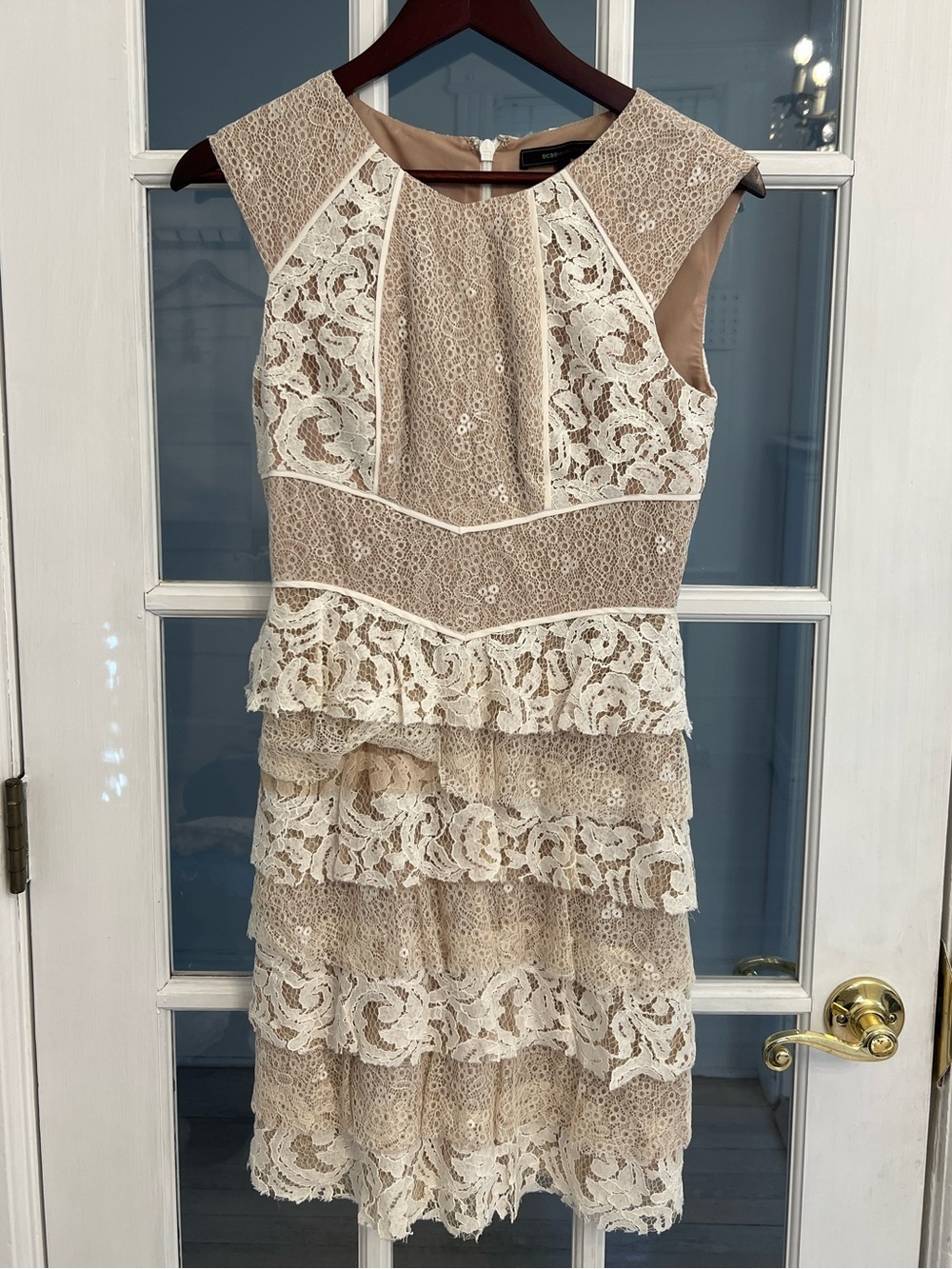 BCBGMAXAZRIA Women's Blush & Cream Lace Gardenia Kayla Cocktail Dress Size 4